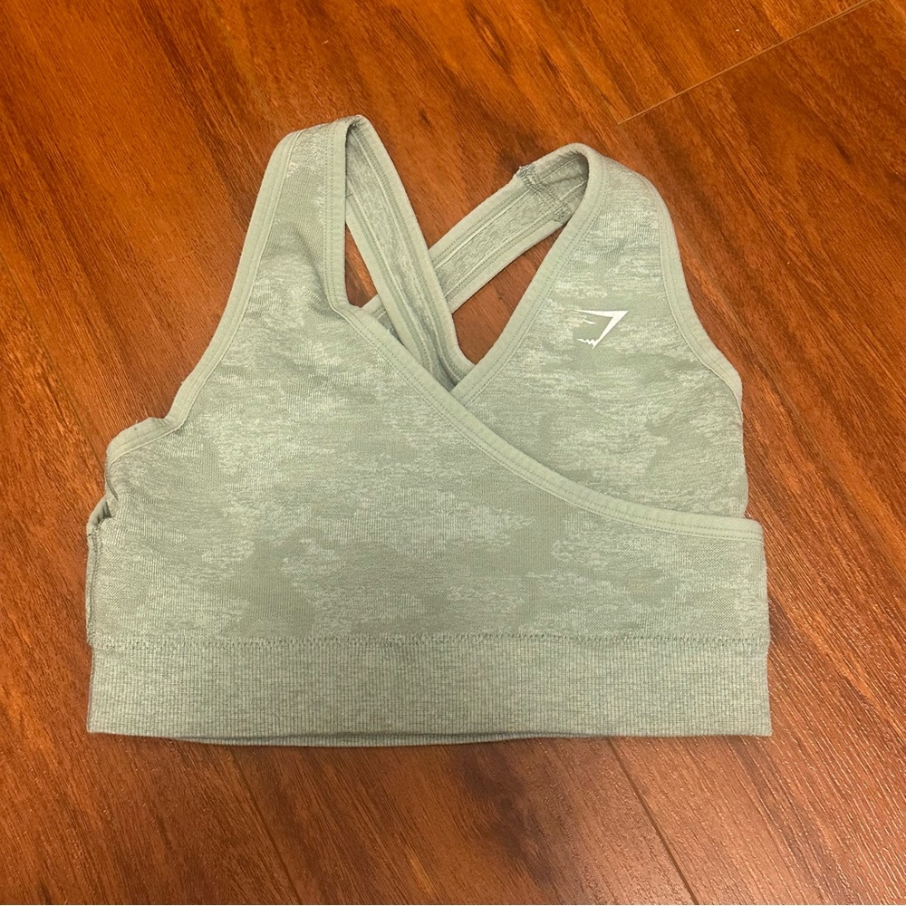 Gymshark Camo Seamless Sports Bra in sage green size small